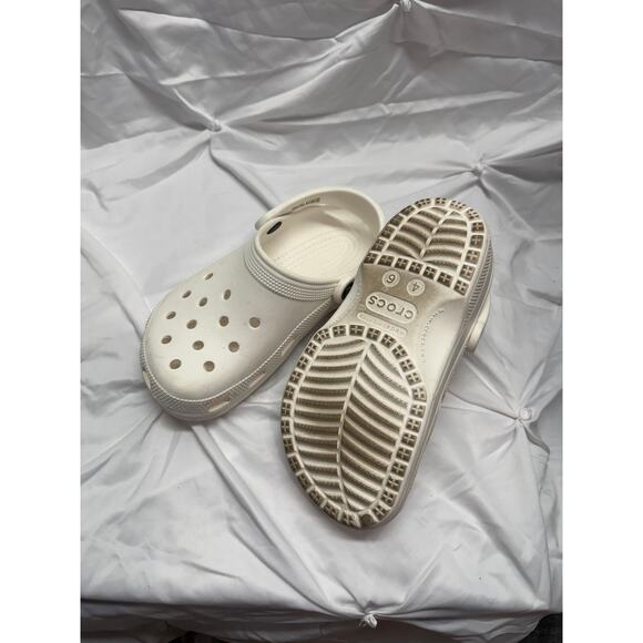 Croc Sandals, size 4 KIDS, 6 Womens - White - Picture 5 of 5